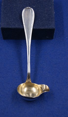 Dansk sølvbestik, flødeske 13,5cm i 3-tårnet sølv med forgyldt laf