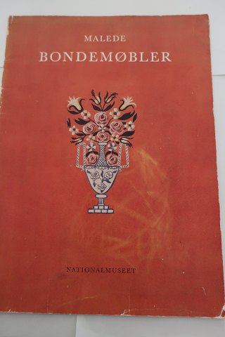 Malede Bondemøbler (Alte gemahlte Möbeln)
udgivet af Nationalmuseet
1948
Sideantal: 21
In gutem Stande, aber benützt