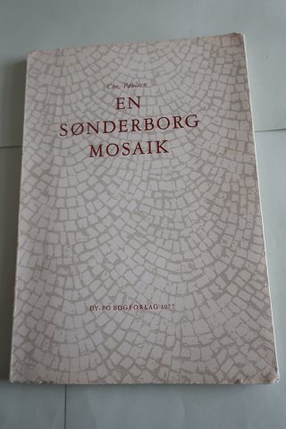 En Sønderjydsk Mosaik
Lokalhistoriske bladartikler - "Synneborresnak"
Bl.a. Livskraft i vor lokale dialekt
Chr. Poulsen
DY-PO Bogforlag
1977
Sideantal: 78