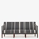 Roxy Klassik 
presents: 
Kaare 
Klint / Rud. 
Rasmussen 
Snedkerier
Model KK 6090 
- Reupholstered 
3 seater sofa 
in ...