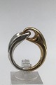 Danam Antik 
presents: 
Georg 
Jensen Sterling 
Silver / 18 K 
Gold Ring No. 
652B (Large) 
Reflect 
Jacqueline 
Rabun