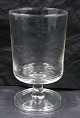 Antikkram 
presents: 
Beatrice 
glasses. from 
Danish 
Glass-Works. 
Red wine 
glasses 13.5cm
