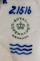 Royal Copenhagen Dänemark Steingut Figur Nr. 21516, liegendes Fohlen
