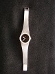 Damen
Armbanduhr.
Das
Zifferblatt ist
mit 30
Diamanten ...