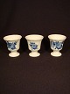 Stentoft Antik präsentiert: Blaue Blume eckig. Eierbecher. Royal Copenhagen RC-Nr 10-8576 
