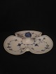 Stentoft Antik präsentiert: Musselmalet Plain.Platter mit 3 Schlafzimmern.RC Nr. 1-461Durchmesser: 24 ...