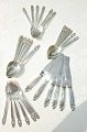 Georg Jensen
Besteck König
Taffelbesteck
für 6 Personen