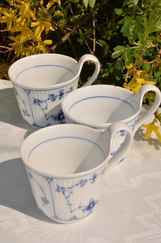 Royal Copenhagen Musselmalet gerippt   Hochhenkeltasse 73