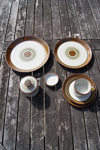 Diskos stoneware tableware ...