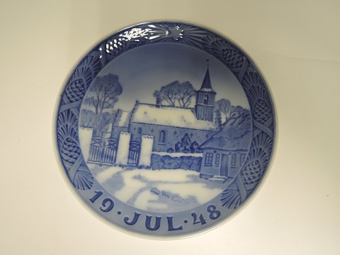 Royal Copenhagen
Christmas Plate 1948