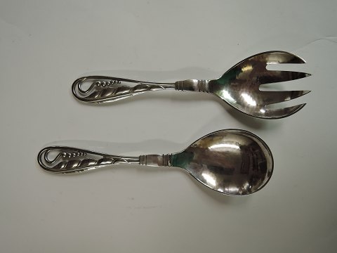 Georg Jensen
Sterling (925)
Serving set
No. 42