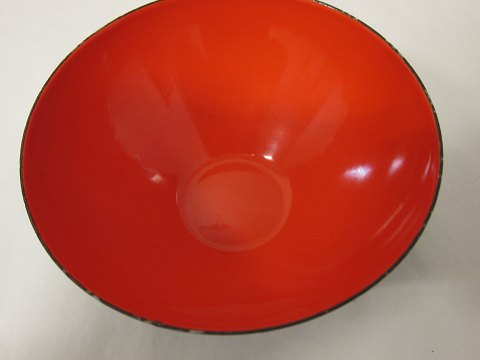 Krenitschale, rot
Diam: 16cm
Von Herbert Krenchel