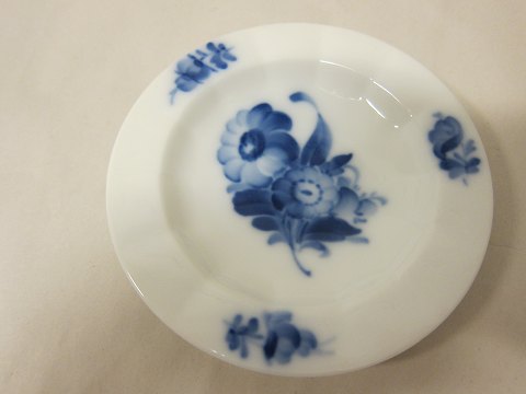 Royal Copenhagen, Blaue Blume
Kleine Schale
Gute für Salz, Butter, Dip u.a.
RC-nr. 10/8554
Durchmesser: 9,5cm
Wir haben eine gute Auswahl von Blaue Blume
Kontakten Sie uns bitte für weitere Information