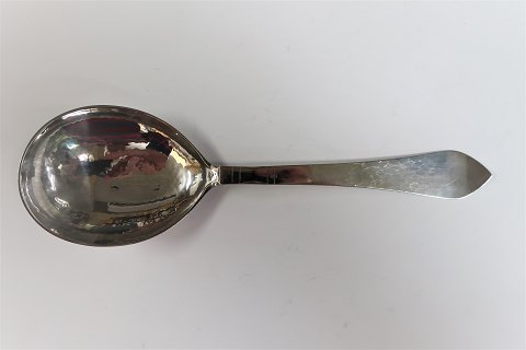 Georg Jensen
Sterling (925)
Continental
Serving spoon