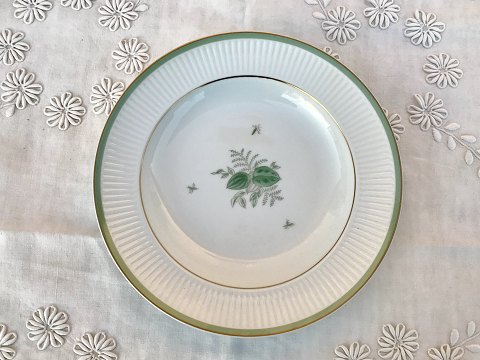 Royal Copenhagen
green melody
Deep plate
# 1513/14064
* 100Kr