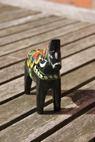 Bestellnummer: 
v-Sorte Dalarheste 7,5cm.SOLD