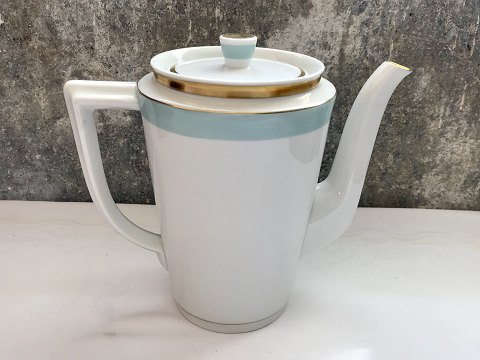 Royal Copenhagen
Dybboel
Coffee pot
# 882/9588
*225DKK