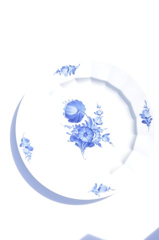 Royal copenhagen
Blue flower angular Dish 8543