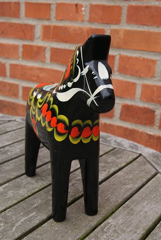 Bestellnummer: 
v-Sorte Dalarheste 28cm.SOLD