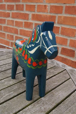 Bestellnummer: 
v-Blå Dalarheste 28cm.SOLD