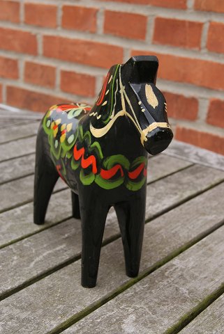Bestellnummer: 
v-Sorte Dalarheste 20,5cm.SOLD
