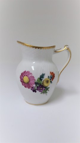 Royal Copenhagen. Saxon flower. Small cream jug. Height 8 cm. Produced before 
1890. (1 quality)