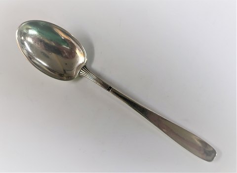 Ascot Silberbesteck. Horsens Silberwarenfabrik. Sterling (925). Kinderlöffel. 
Länge 14,8 cm. Es sind 3 Stück auf Lager.