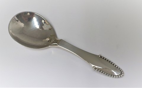 Georg Jensen. Silver cutlery. Sterling (925). Beaded. Sugar spoon. Length 11.5 
cm.