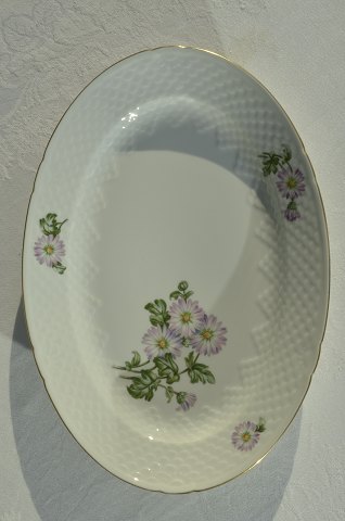 Bing & Grondahl  Chrysantemum Serving dish 15