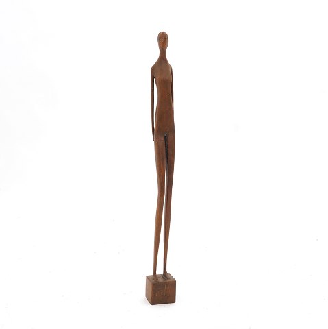 Grosse Holzfigur von Otto Pedersen, Dänemark. 
Signiert. H: 97cm