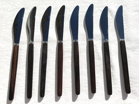 Abendessen Messer
Difa Sheffield
Rosenholz
* 250 DKK (8 Stück)