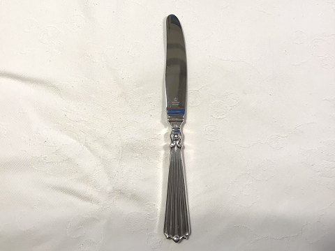 Großes Fruchtmesser
Silber / Stahl
* 200kr