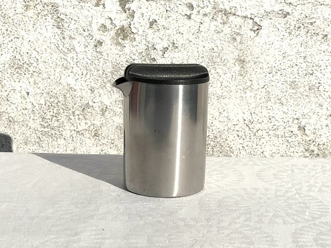 Stelton
Sahnekännchen
Rostfreier Stahl
* 150kr