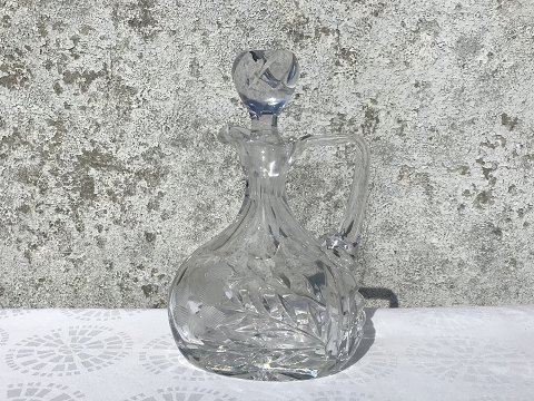 Crystal jug
With floral sandings
* 200kr