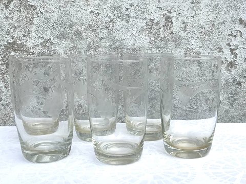 Vandglas med slibninger
6 stk
*250kr