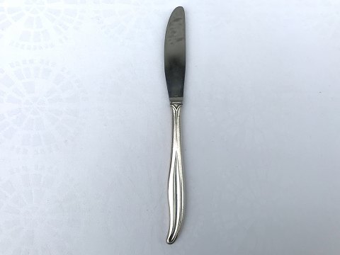 Silverplate
Columbine
Dinner knife
* 150kr