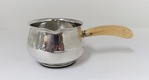 Hingelberg. Sterling (925). Small gravy boat. Model 907. Diameter 7 cm.