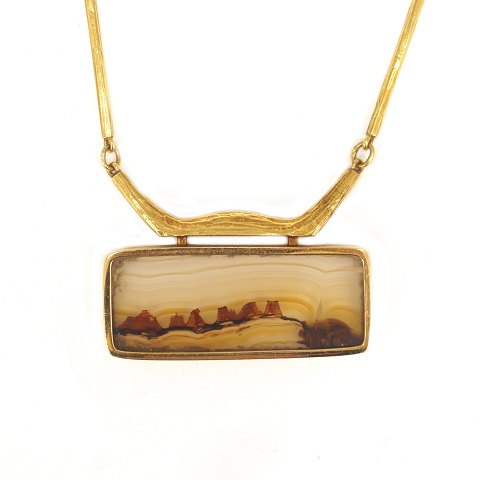 Bent Gabrielsen, Denmark, 18kt gold necklace. L: 
46cm. W: 27gr