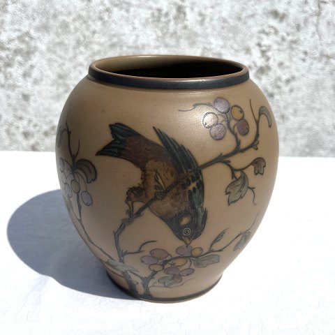 Bornholmer Keramik
Hjorth
Vase
* 400 DKK