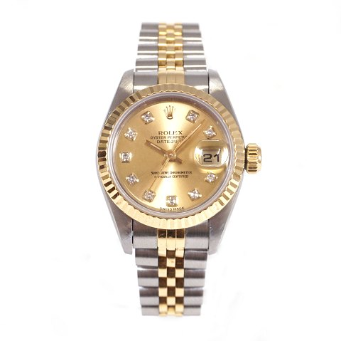 Rolex Oyster Perpetual Datejust G/S ref. 69173
D: 26mm. Wird mit Box und Zertifikat geliefert.
Jahrgang 1996