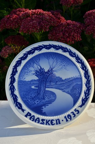 Bing & Grondahl Easter plate 1935