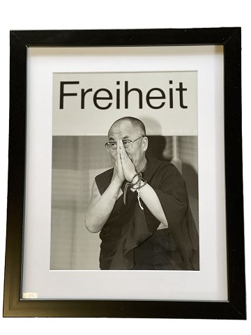 Original Vintage Fotografie des Dalai Lama / Tenzin Gyatso, Oberhaupt der 
Tibeter. Fotograf Ulrich Baumgarten, der das Bild am 7. Mai 1995 aufgenommen hat