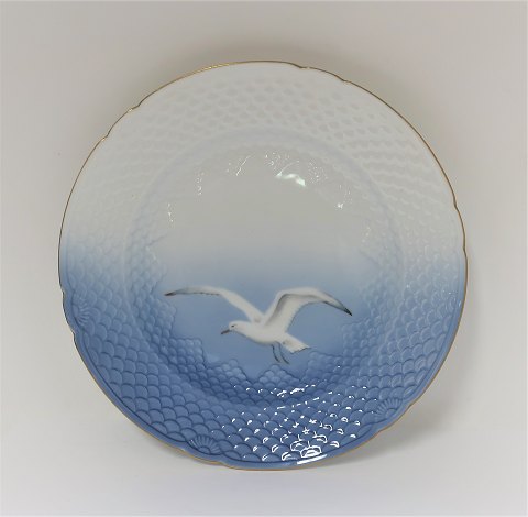 Bing & Grondahl. Seagull with gold. Dinner plate. Model 25. Diameter 24.5 cm. 
(2. quality)