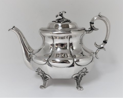 Russian silver teapot (84). Stamped AK. Produced 1852. Length 20 cm.