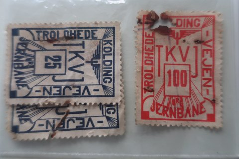 Für Samler:
Gammel togbillet til Troldhedebanen 
Til ruten: Troldhede - Kolding - Vejen Jernbanen (Troldhedebanen) = TKVJ 
1917-1968
Koncession i 1913