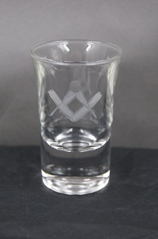 Danish freemason glasses, schnapps glasses engraved with freemason symbols, on a round foot