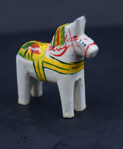 Bestellnummer: 
v-Hvid Dalarhest 5cm