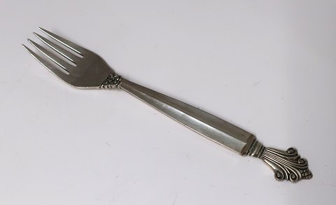 Georg Jensen. Sterling (925). Dronning. Barnegaffel. Længde 14,3 cm