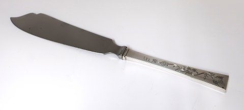 Hans Hansen. Silberbesteck . (830). Hans Hansen Silber No. 12. Kuchenmesser. 
Länge 28 cm.
