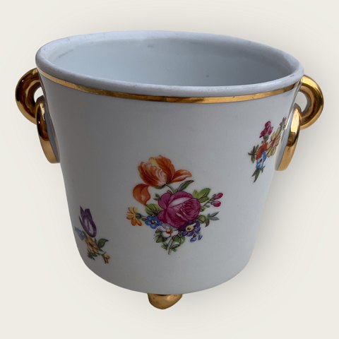 Flowerpot
Floral motif
*100 DKK